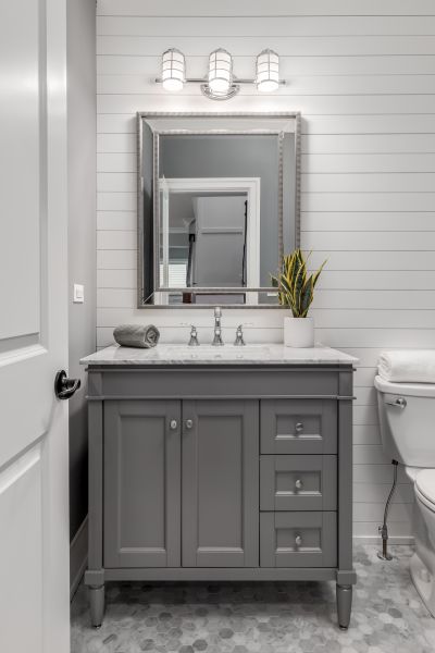 Vanity Refacing in Spring Branch