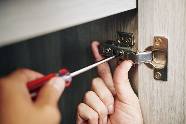 Cabinet Hinge Installation in Spring Branch